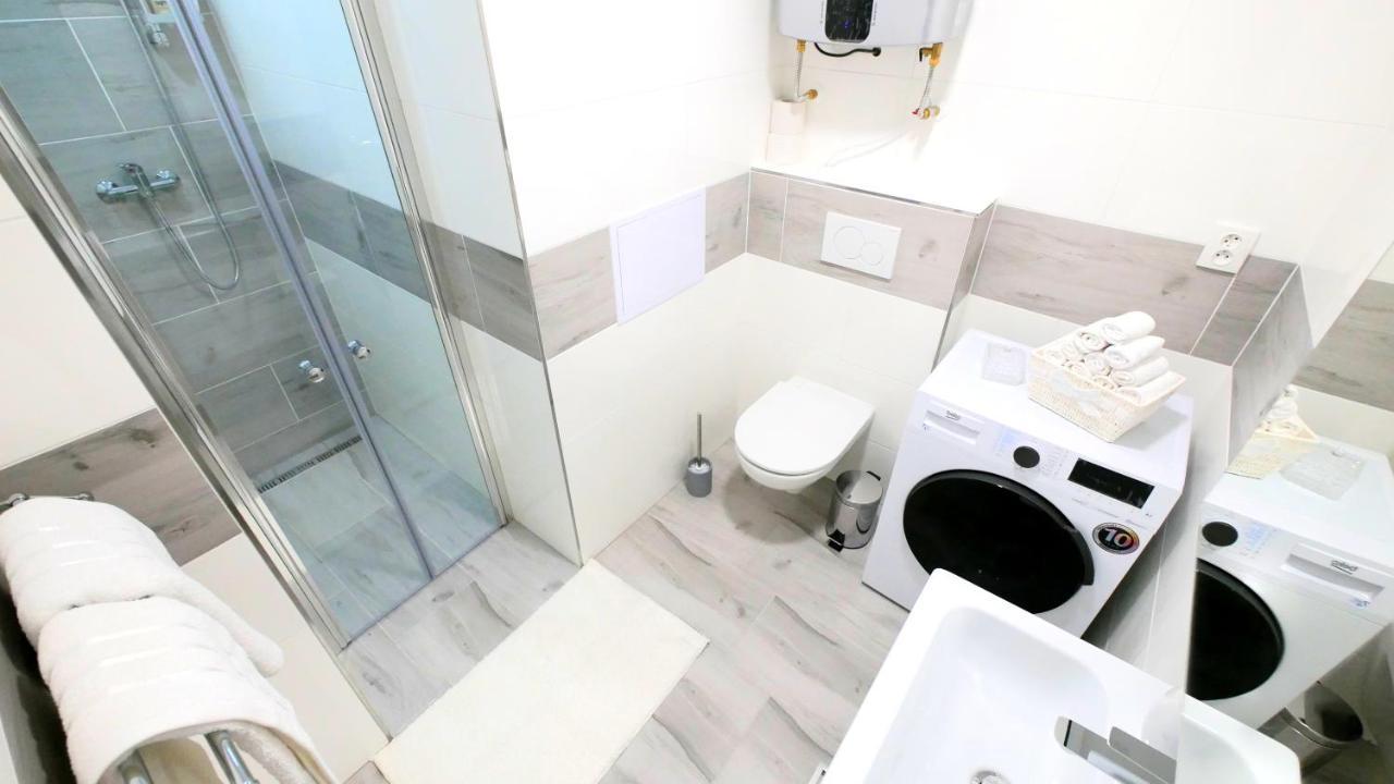 Apartman U Louckeho Klastera 2 Plus Kk Znojmo Exterior photo